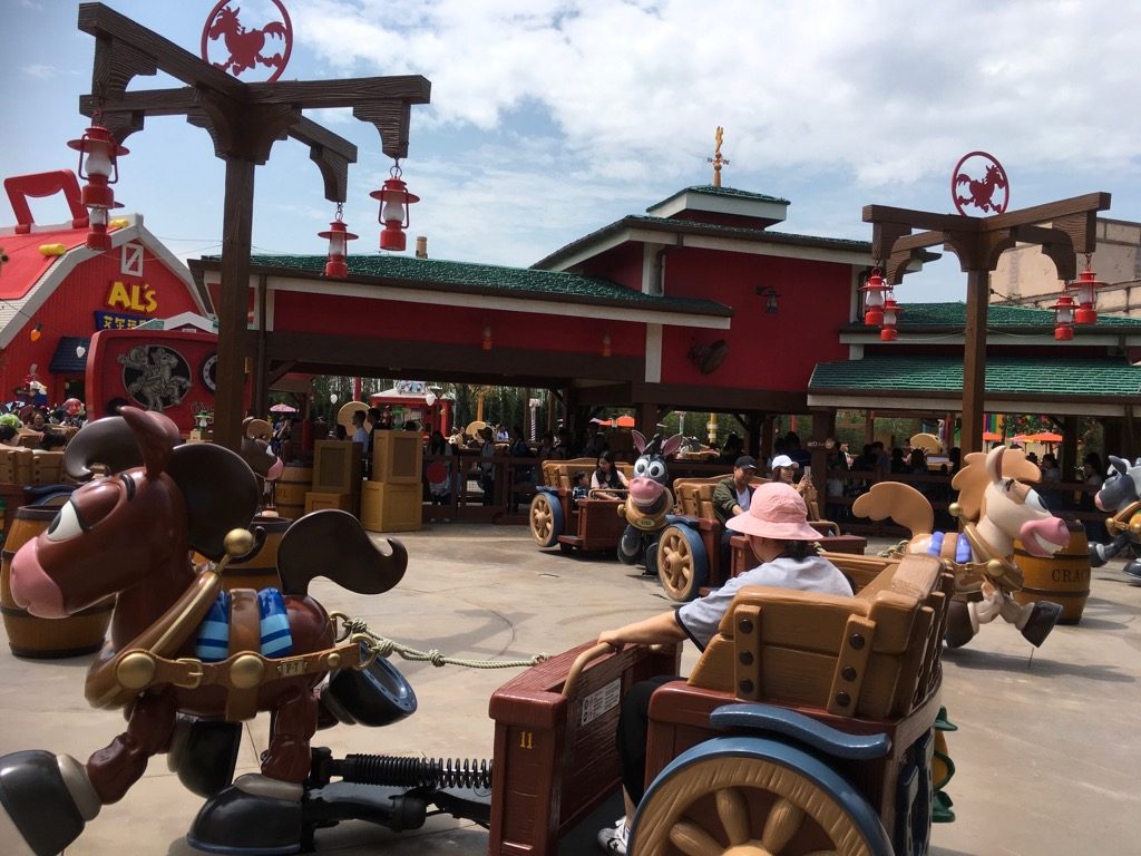 0A3CF9B9-1A8E-4571-AC3E-