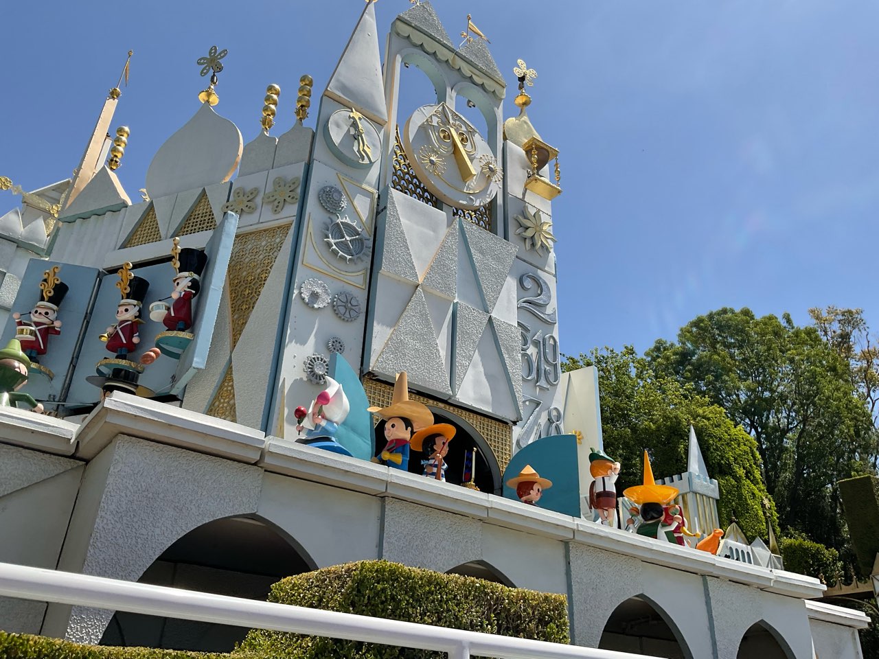WDW&DLR】ところ変われば「イッツ・ア・スモールワールド」も変わる