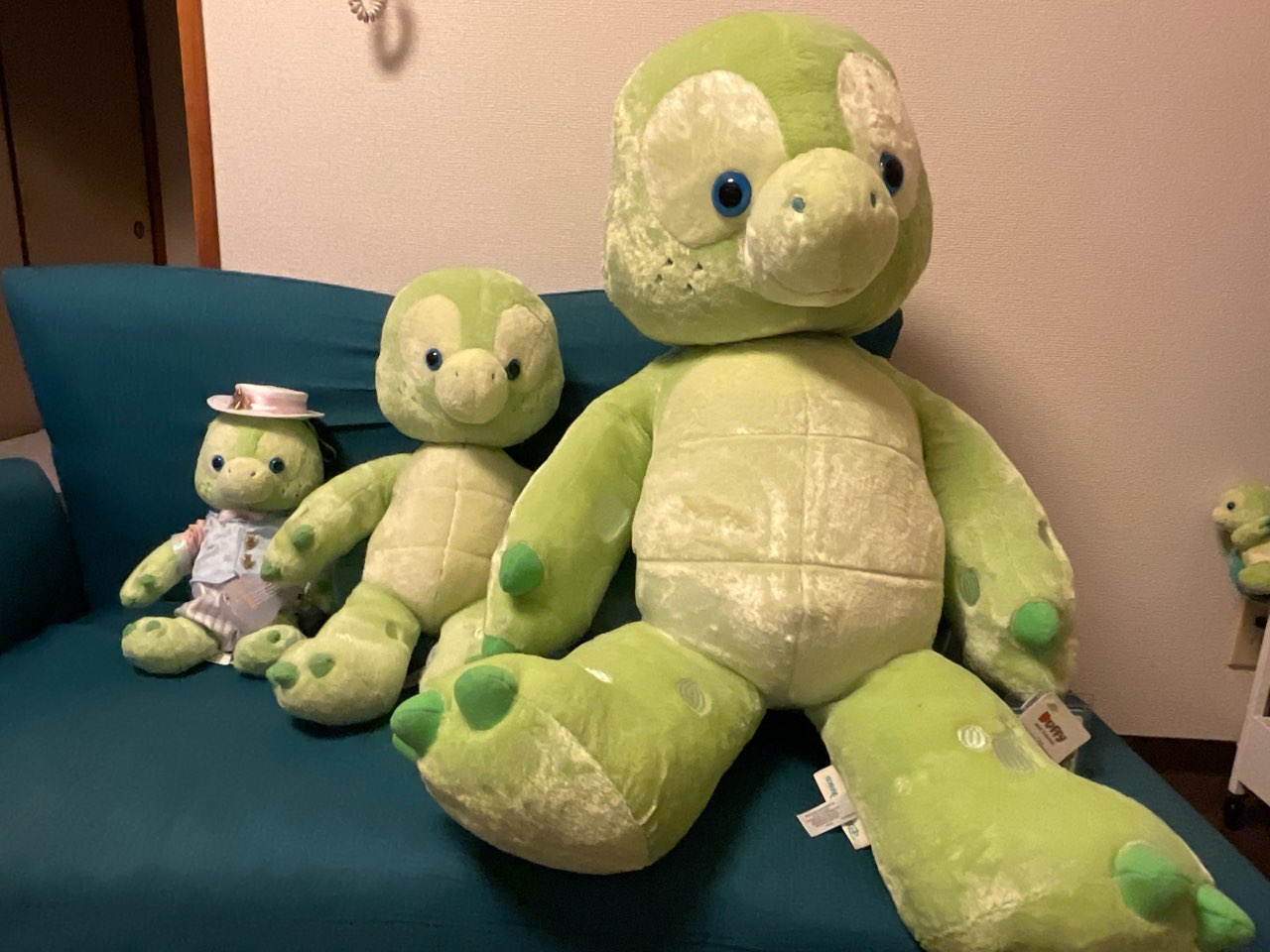 香港ディズニー　Lサイズ　オルメル　ぬいぐるみ New Information